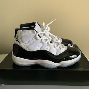 Air Jordan 11 Retro Concord